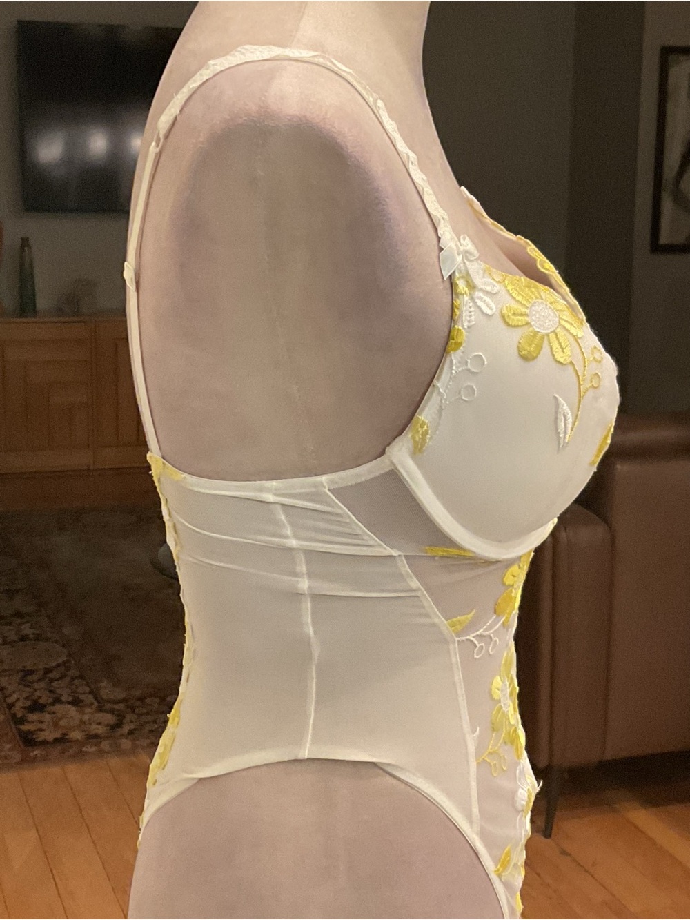 2001 Victoria's Secret White Sheer Bodysuit with Yellow Floral Embroidery - Picture 7 of 13
